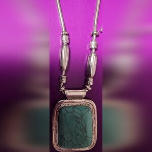 TURQUOISE, MACY'S, BY HANNAH, LARGE NECKLACE WITH EXTENDER, SILVER TONE